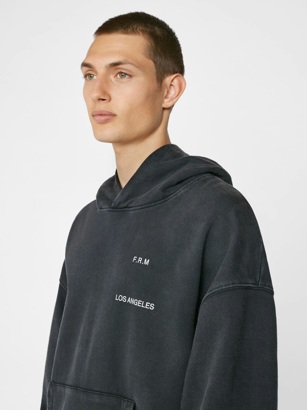 hoodie side view alt:size